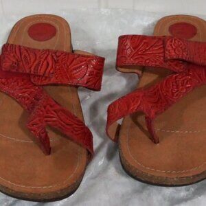 NURTURE Camden Red Embossed Leather Toe Thong Sandals